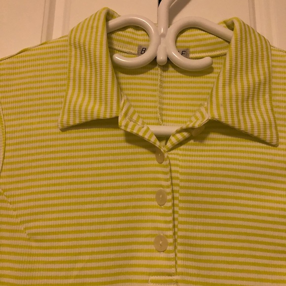 Sleeveless Bright Green Top 😎 - Picture 2 of 5